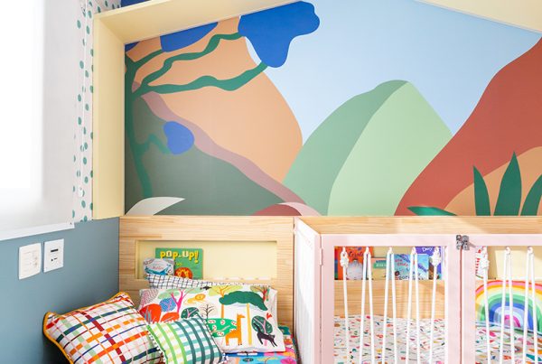 Quarto de bebê completo montessoriano